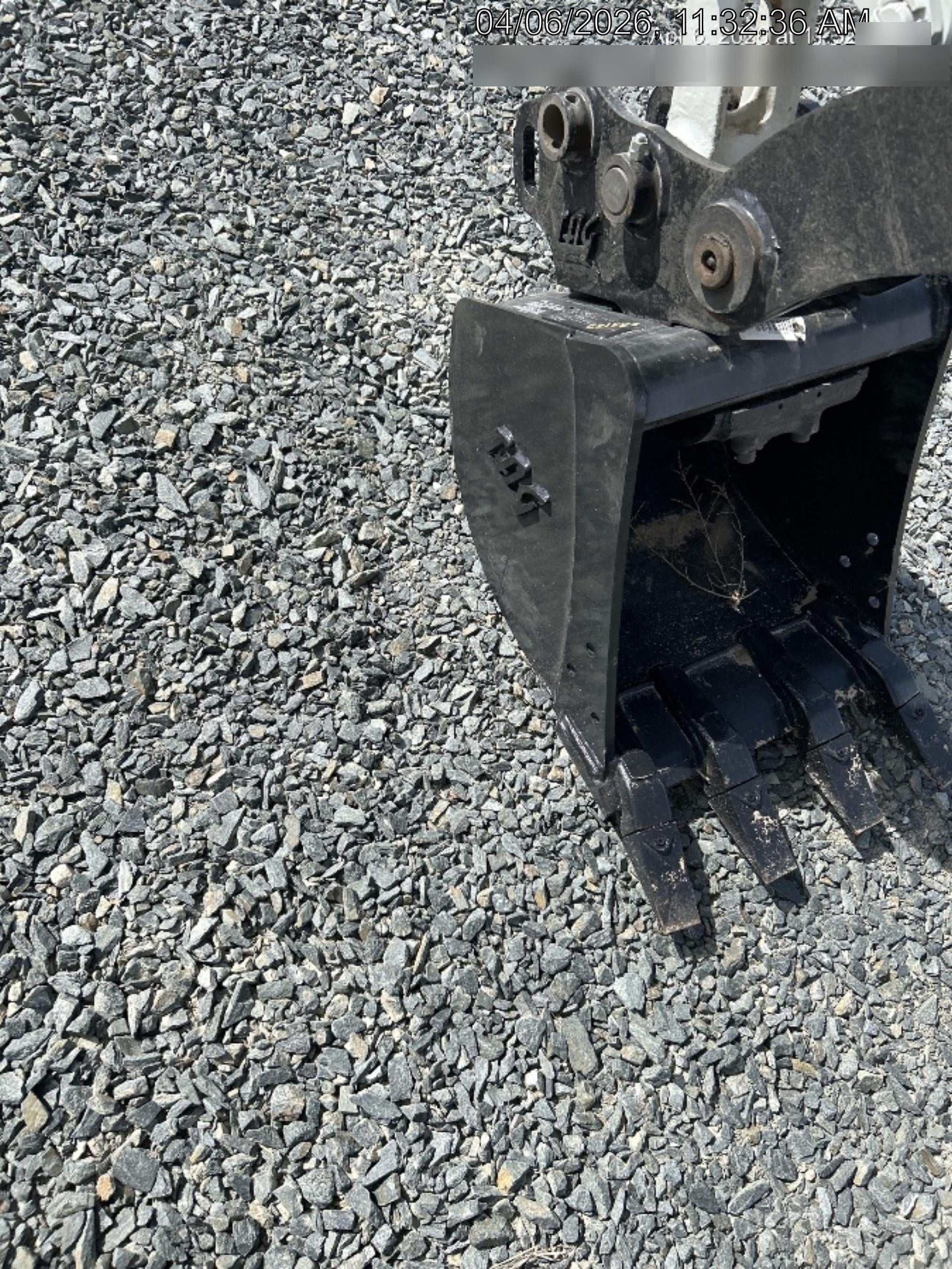 2025 TAKEUCHI 18" HD Bucket - Takeuchi
