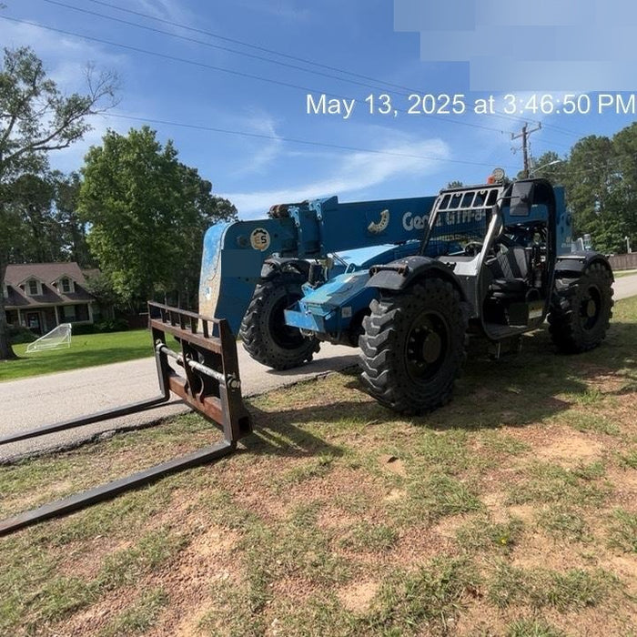 2018 Genie GTH-844 GTH-844 w/Open ROPS, Solid Tires, beacon/work lights, 60" carriage/forks