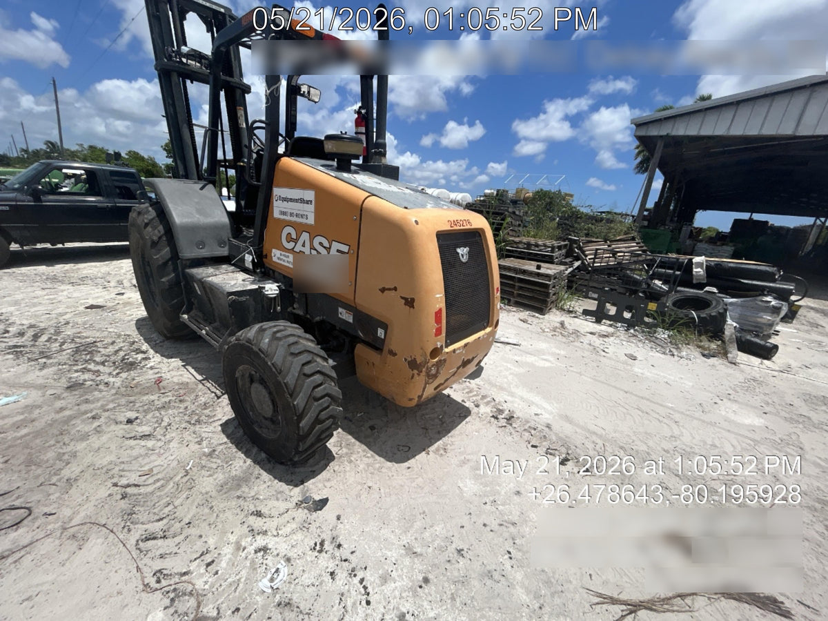 2022 CASE 586H