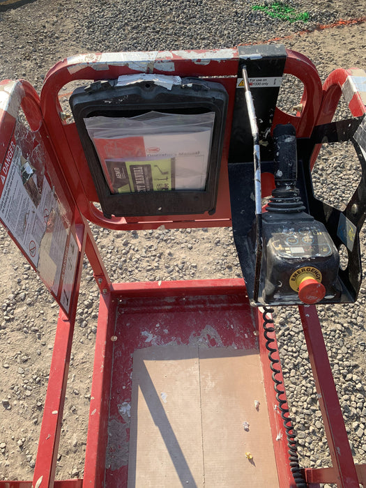 2020 MEC 1330SE Solid NM Tires, Steel Swing out Doors, LCS, Beacon, 900W Invertor