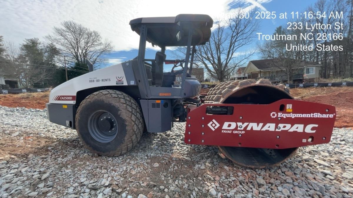 2024 DYNAPAC CA2500D