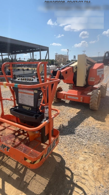 2021 JLG 340AJ