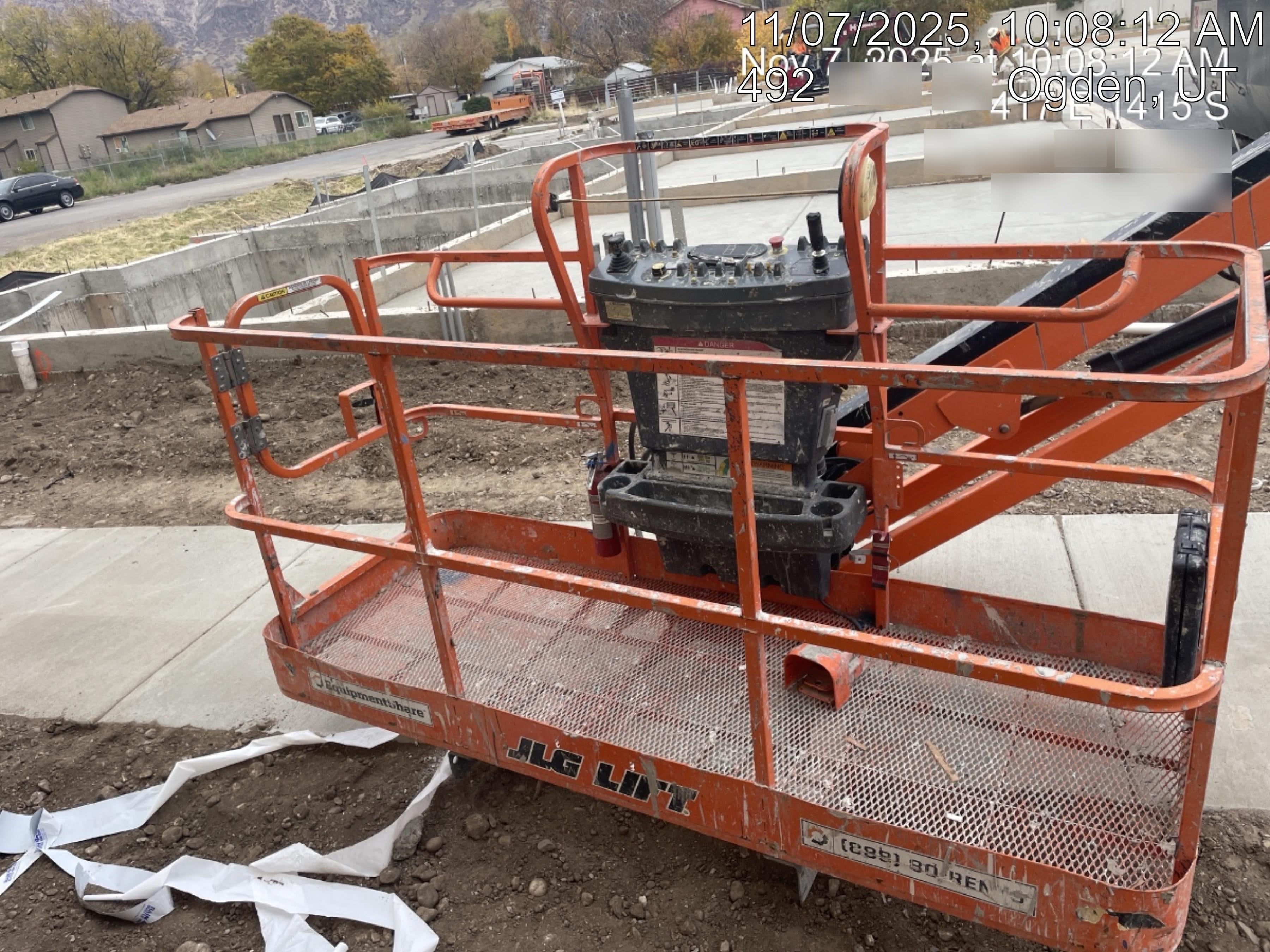 2020 JLG 660SJ