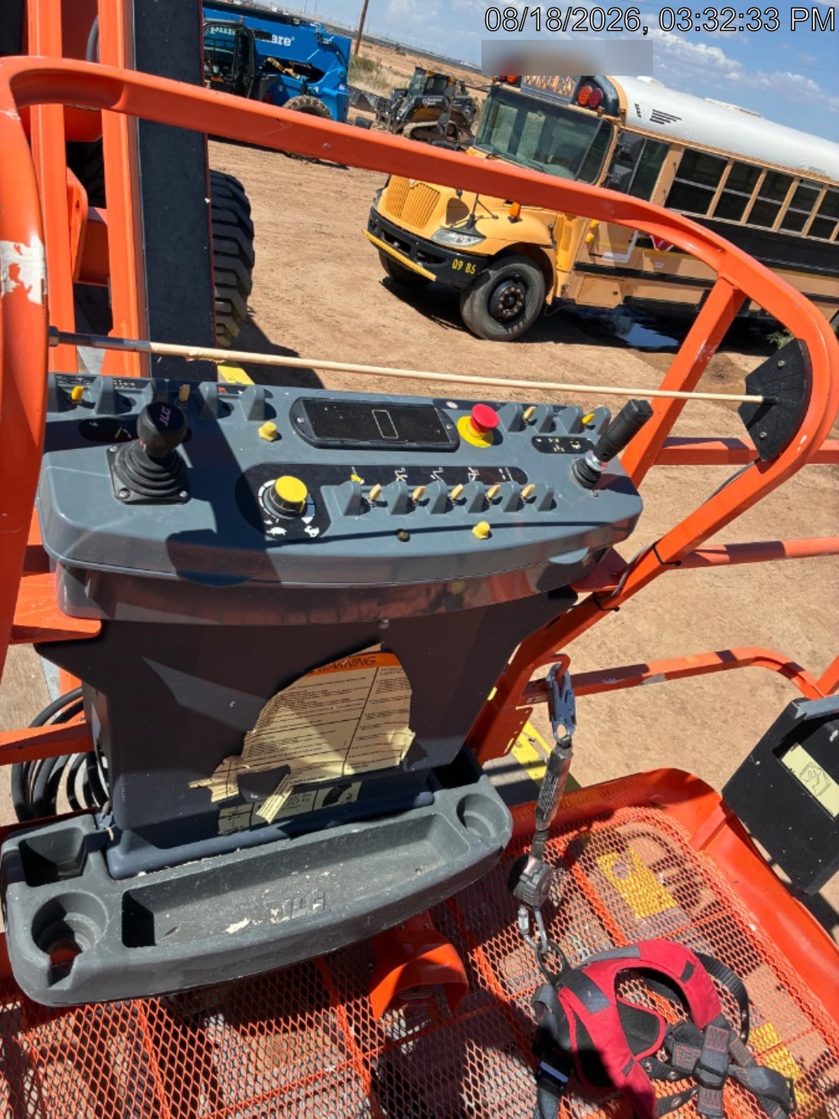 2021 JLG 600AJ