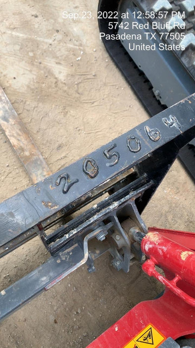 2022 ARROW MATERIAL HANDLING 60" Pallet Forks - Arrow