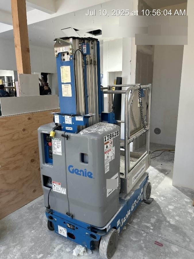 2021 GENIE GR-20