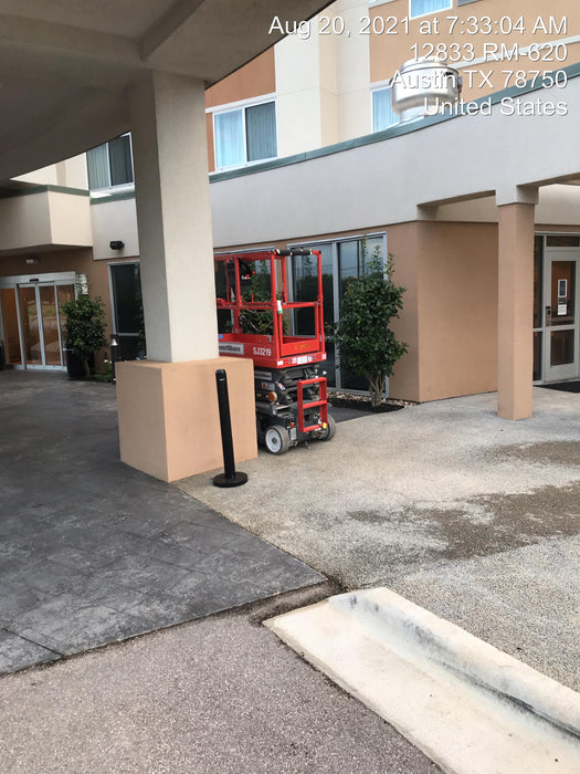 2020 Skyjack SJIII-3219 Solid NM Tires, Half height spring hinged entry gate, Dual Beacons, 800W Inverter