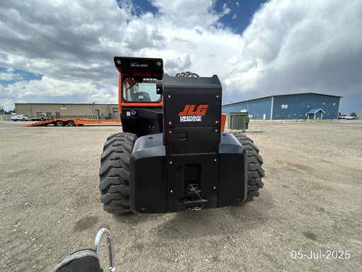 2025 JLG 1732