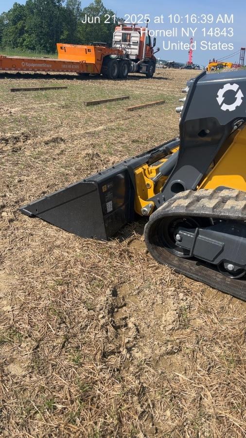 2025 JOHN DEERE 84" Bucket - John Deere