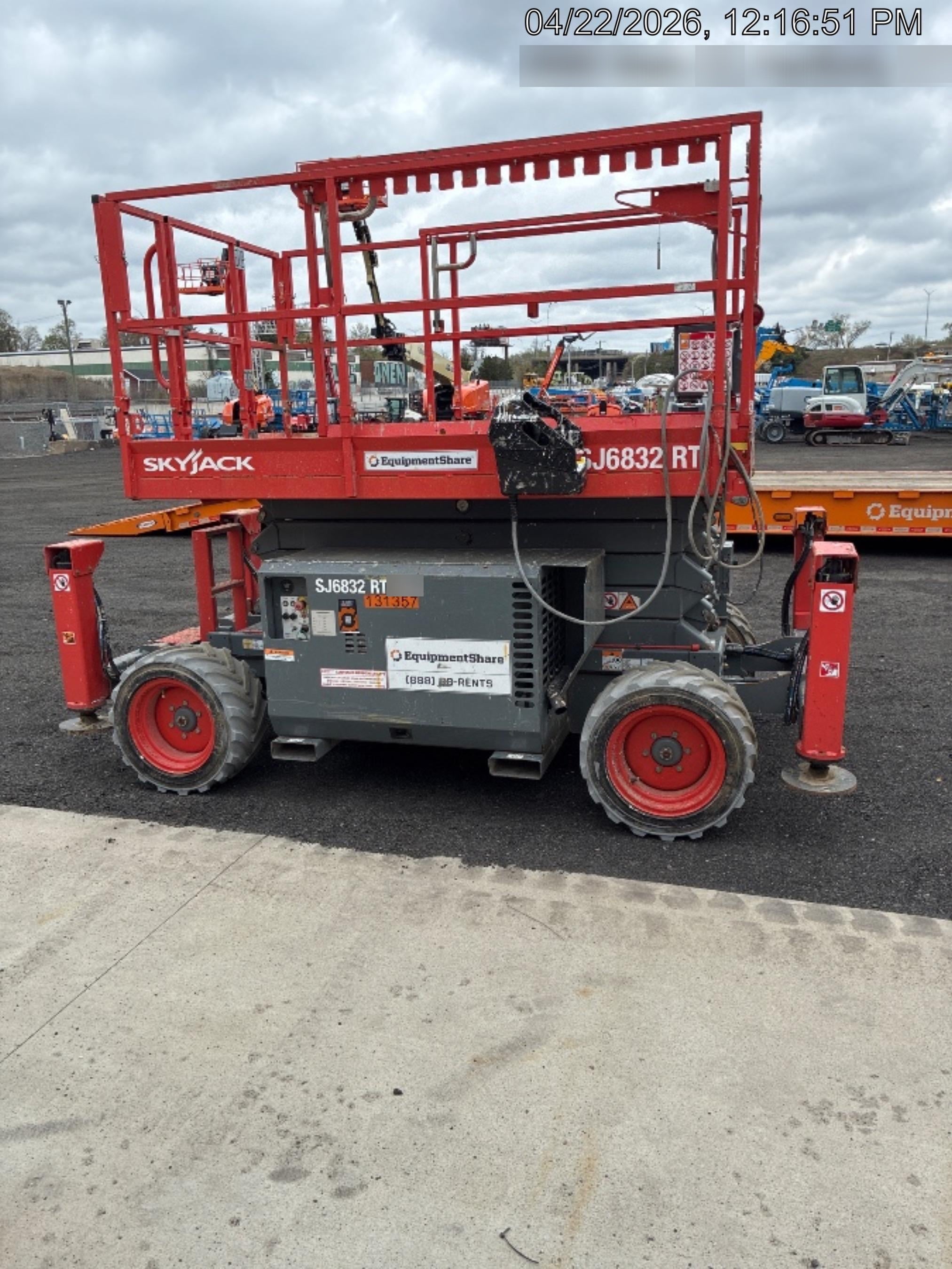2021 SKYJACK SJ6832 RT
