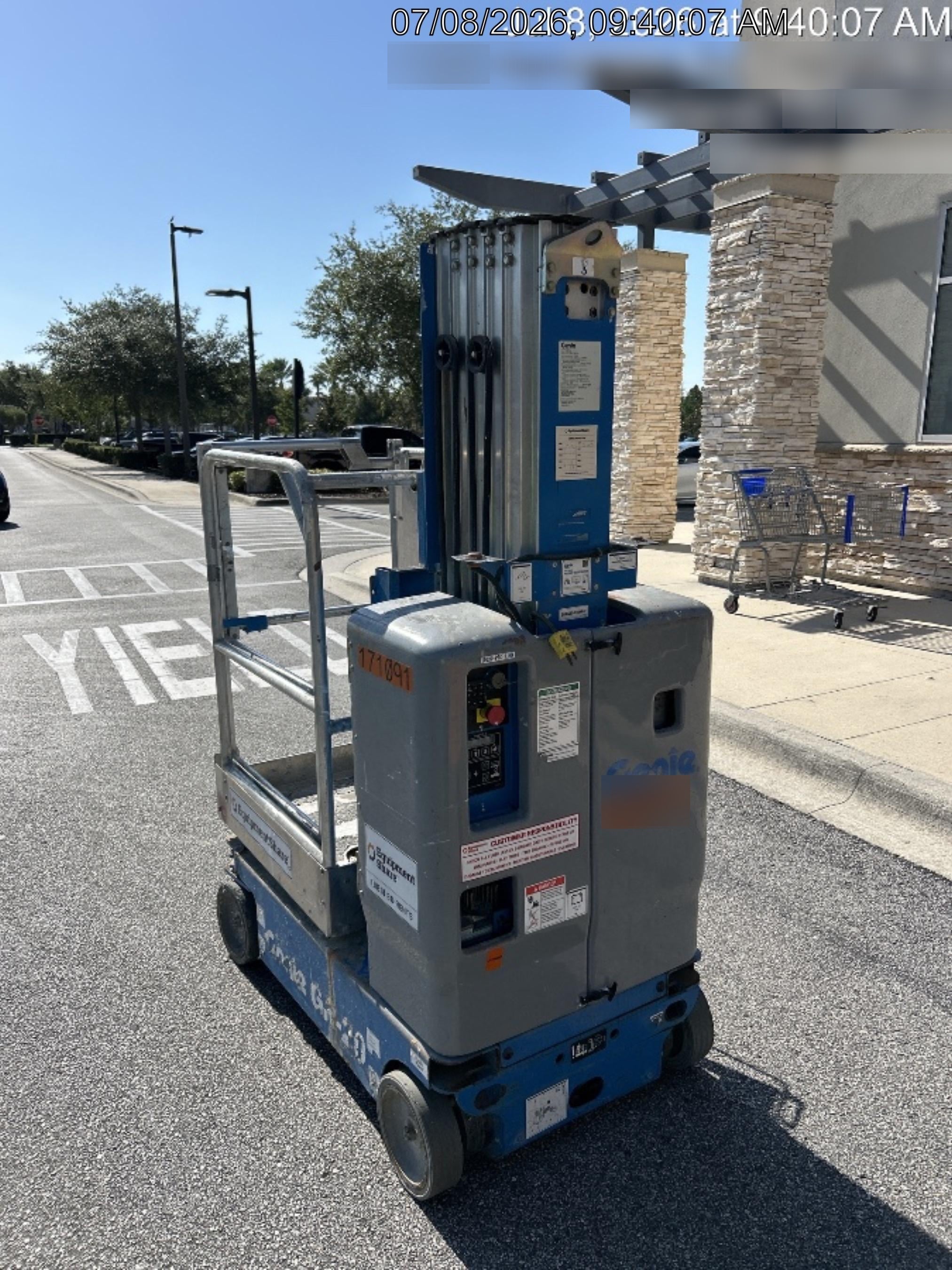 2021 GENIE GR-20