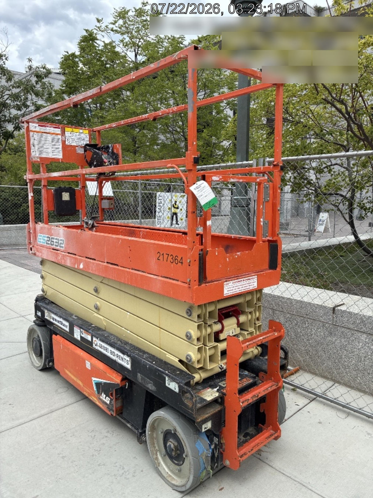 2022 JLG ES2632