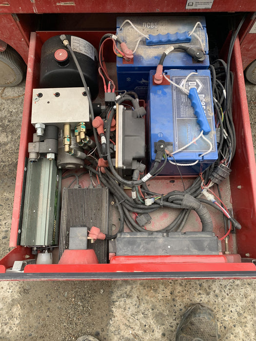 2020 MEC 1330SE Solid NM Tires, Steel Swing out Doors, LCS, Beacon, 900W Invertor