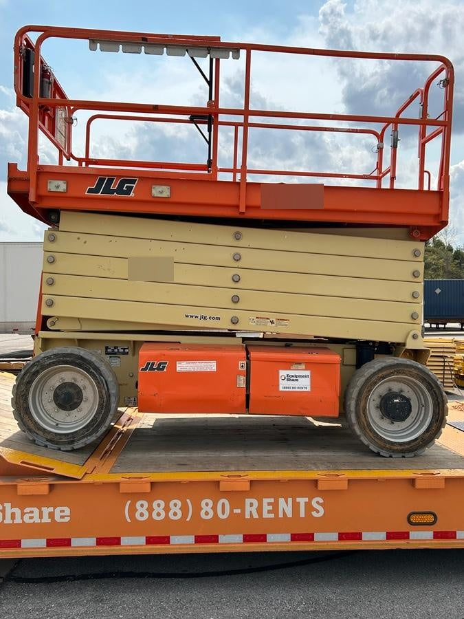 2019 JLG 4069LE Solid Non Marking Tires, Rotating Beacon