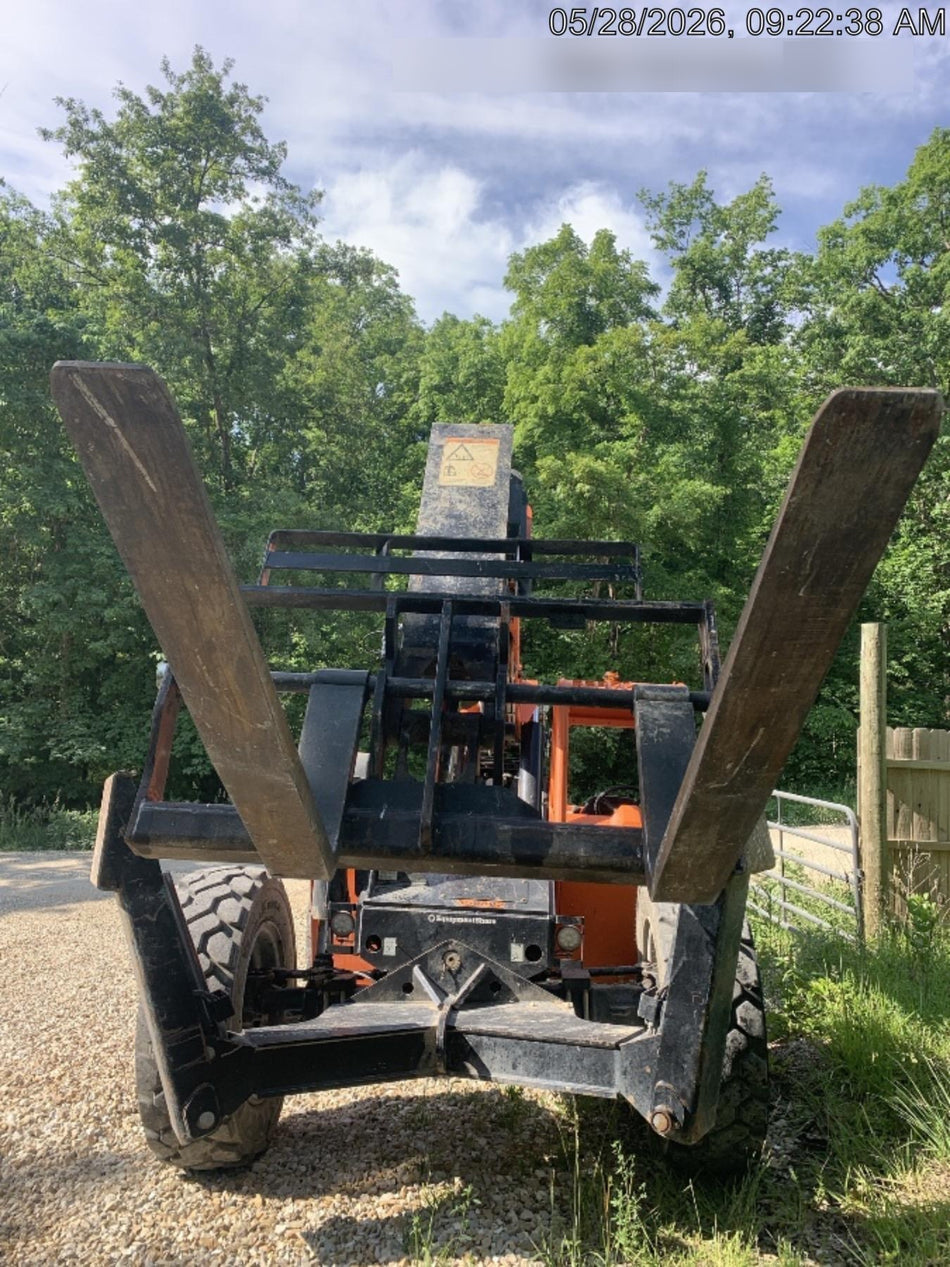 2023 SKYTRAK 12054
