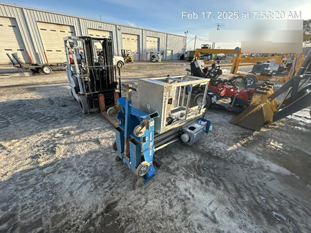 2021 GENIE AWP-30S DC