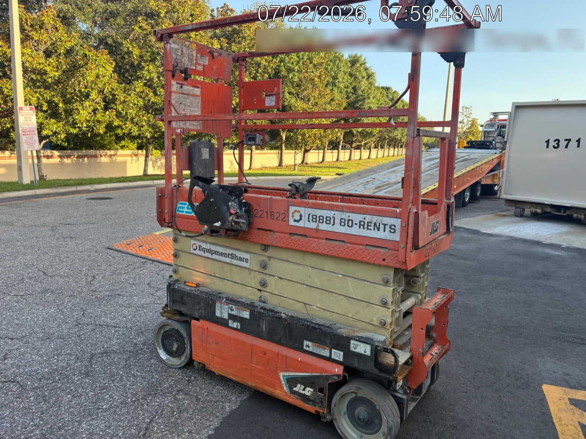 2022 JLG ES1932