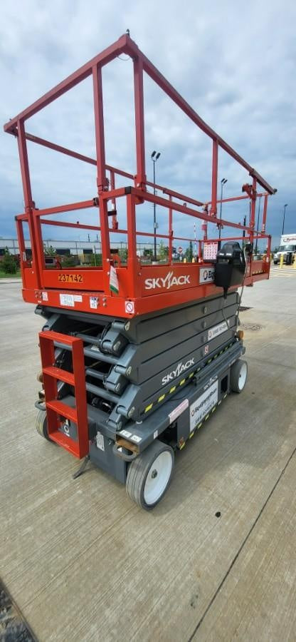 2022 SKYJACK SJ4740