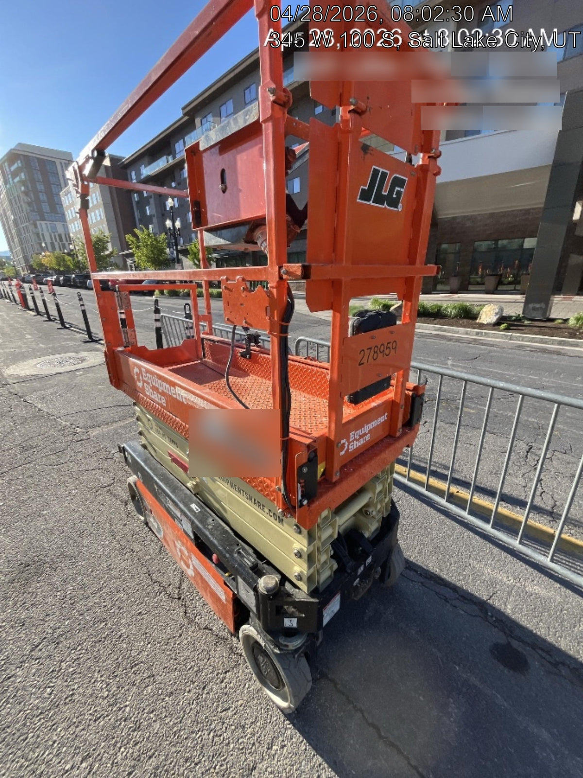 2022 JLG ES1932