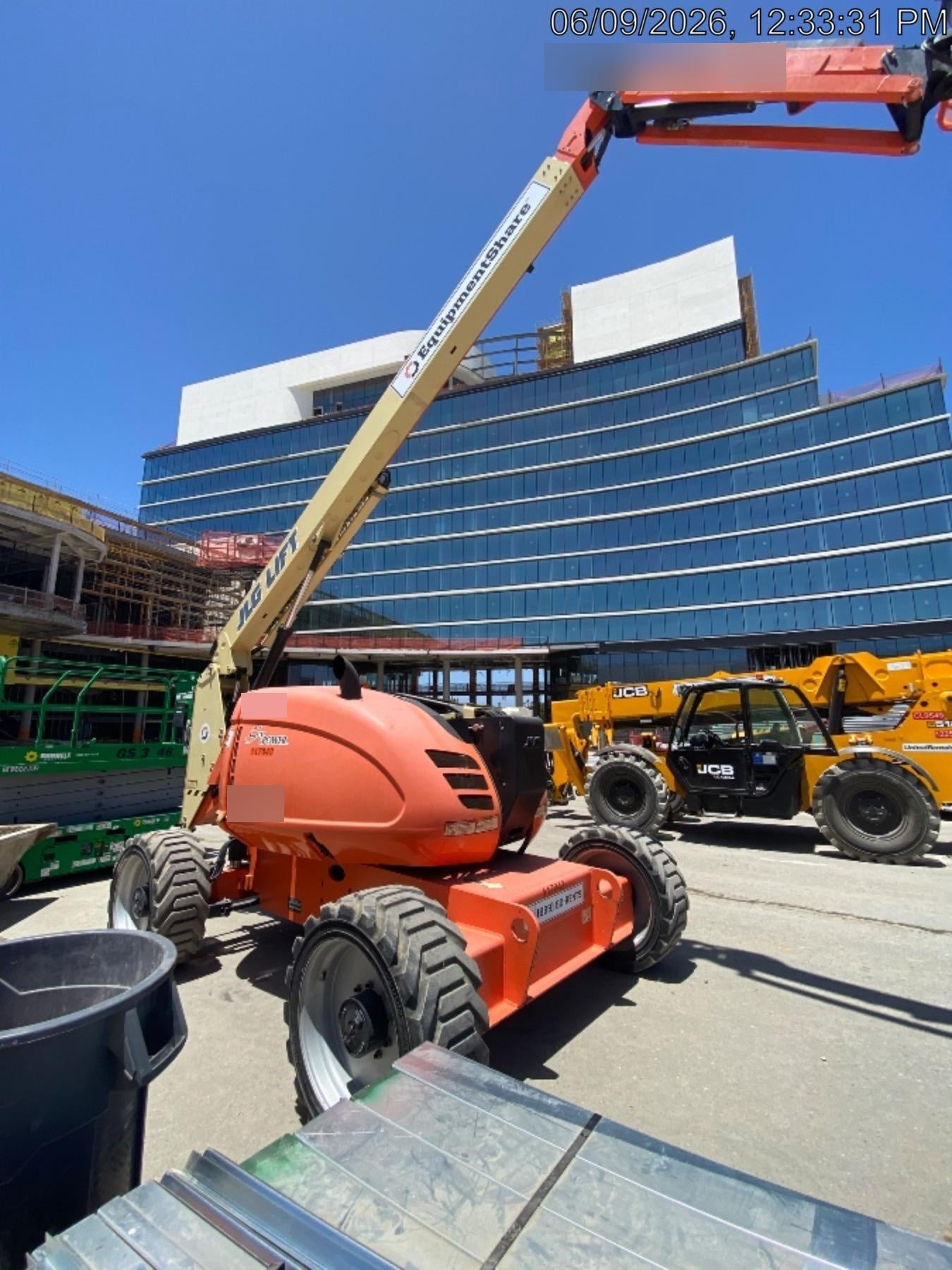 2021 JLG 600AJ