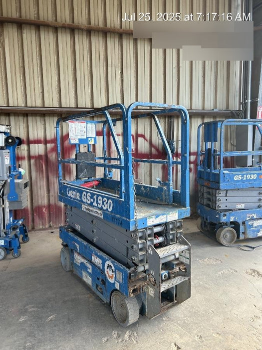 2018 Genie GS-1930 Genie GS-1930 w/Fixed Rail, Chain Entry