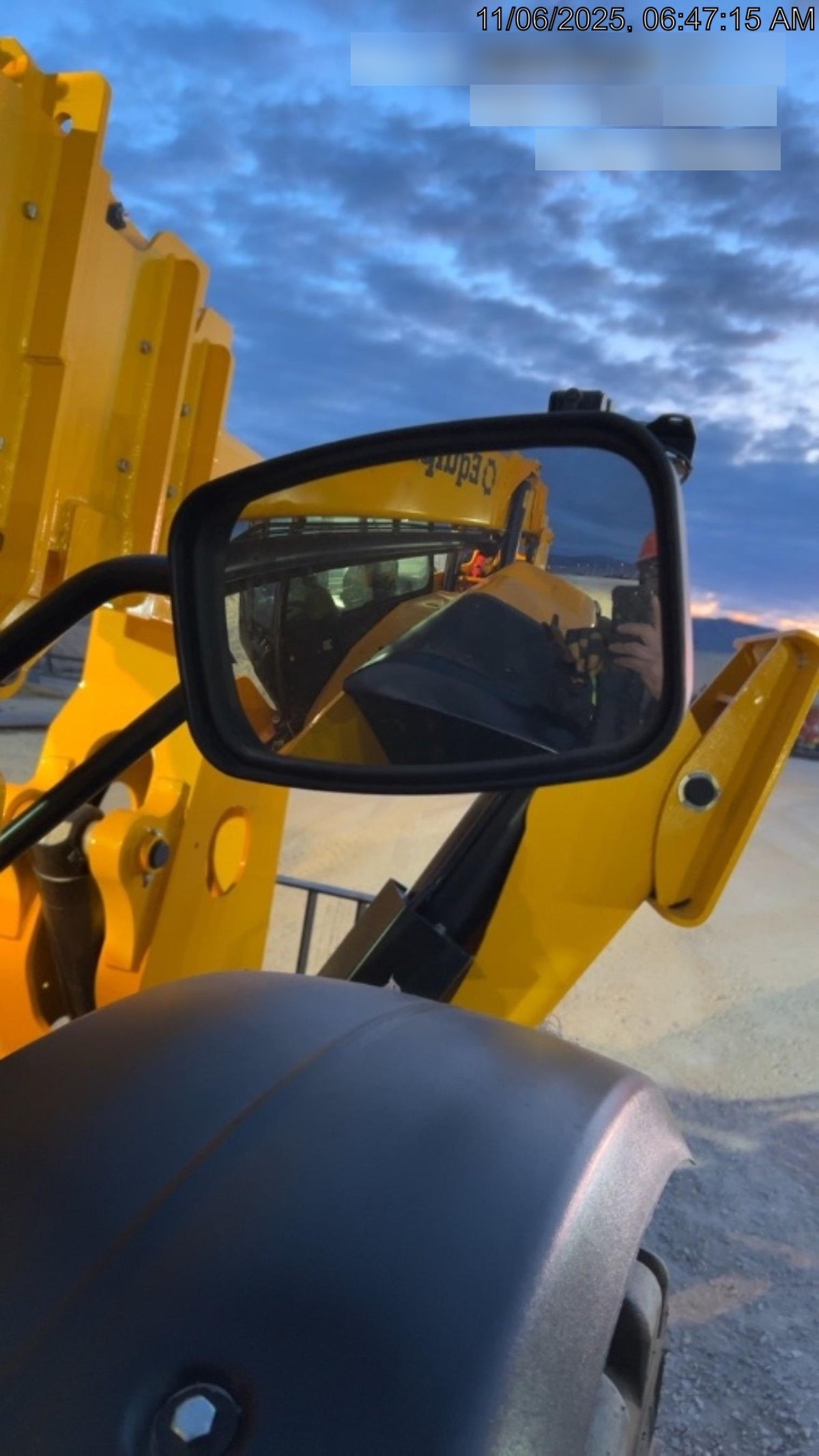 2025 JCB 512-56