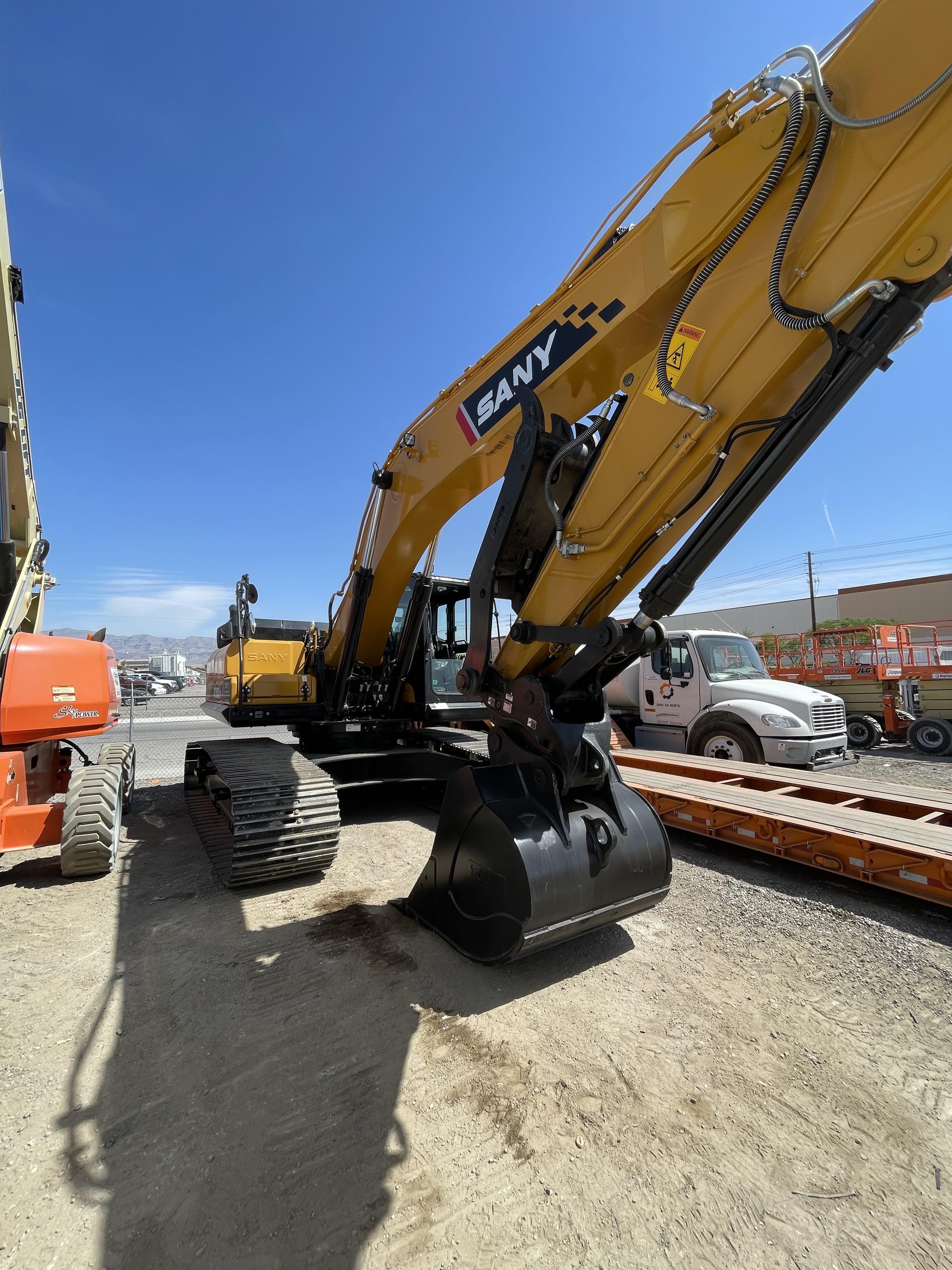 2023 SANY SY265C