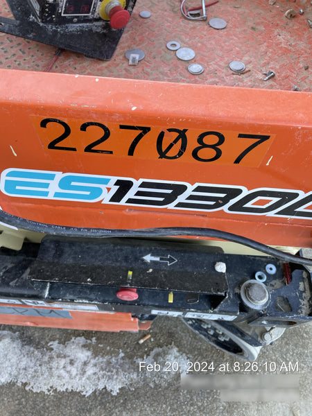 2022 JLG ES1330L