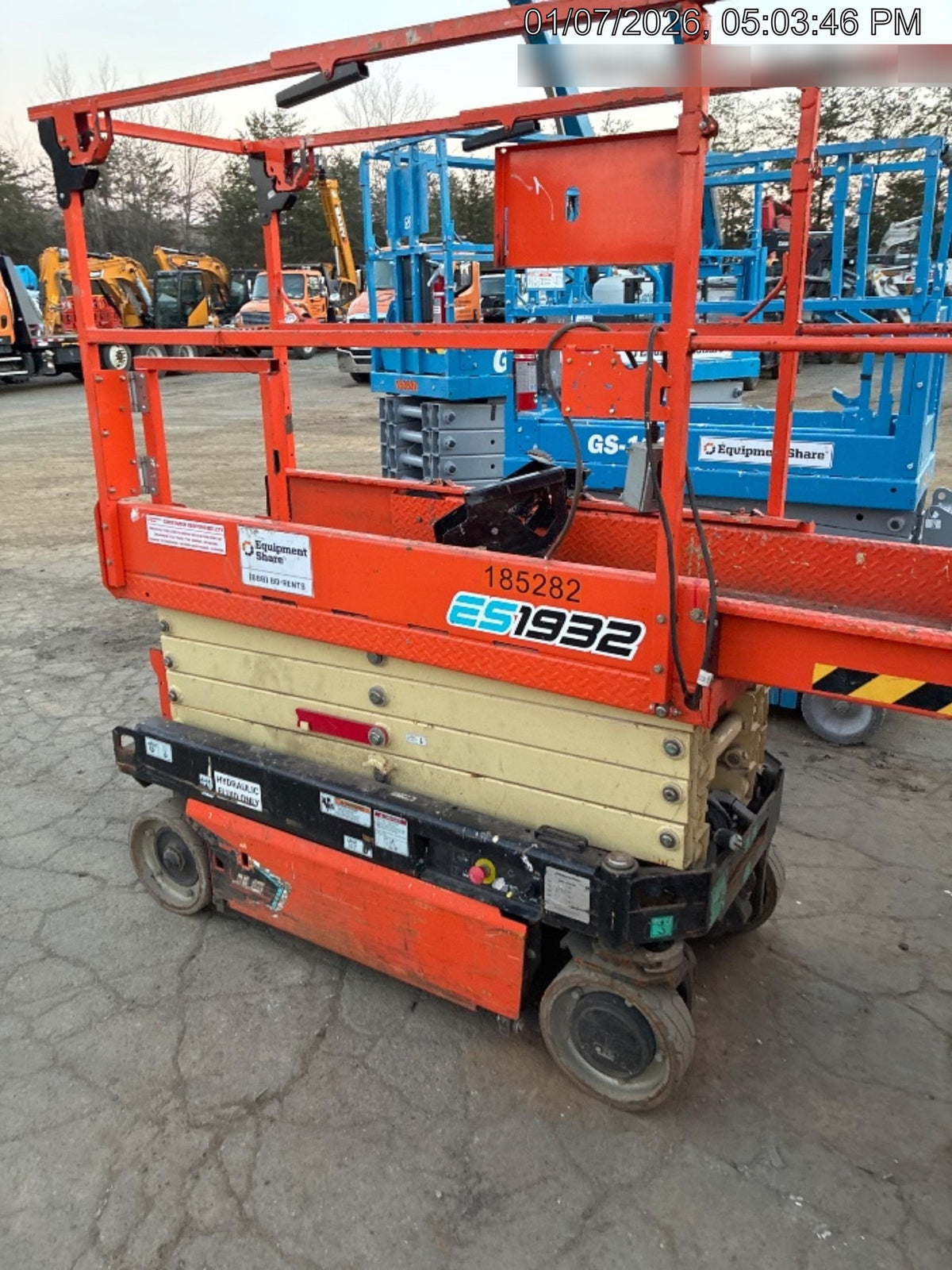 2021 JLG ES1932