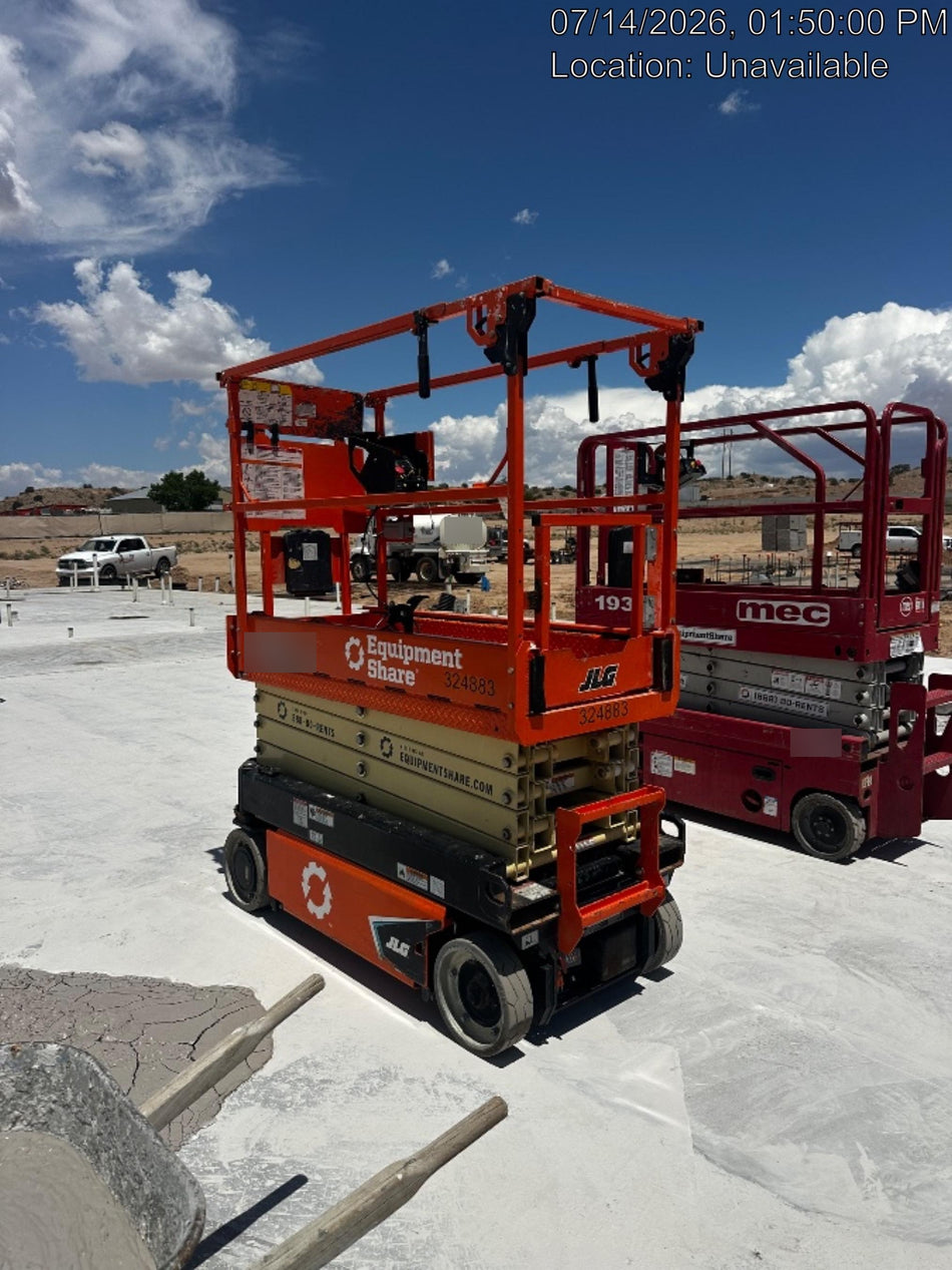 2023 JLG ES1932
