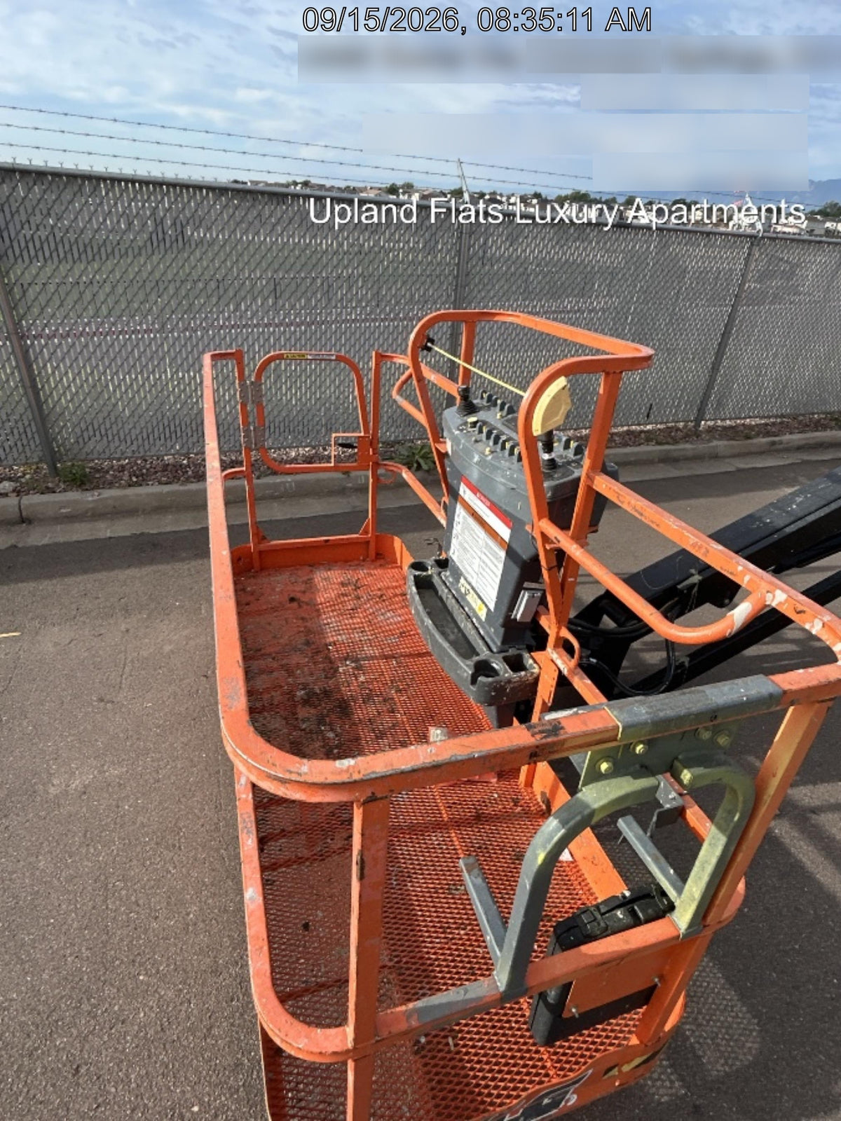 2023 JLG 460SJ