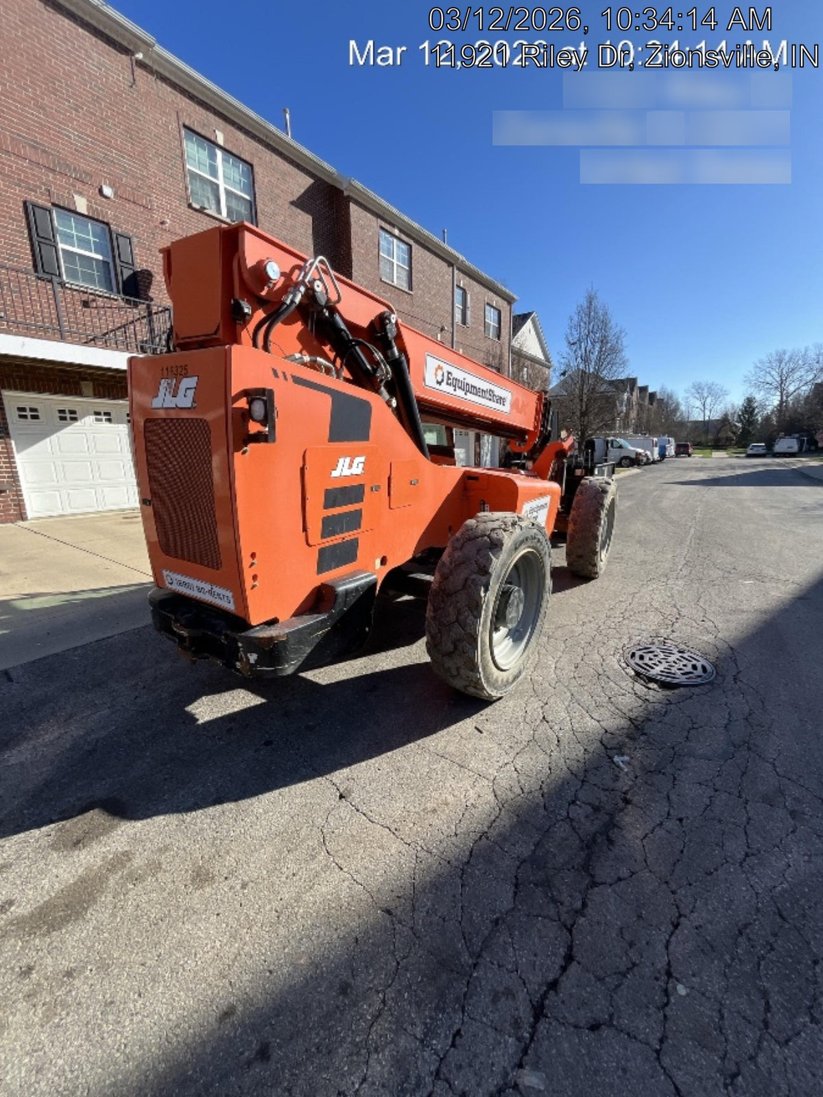 2020 SKYTRAK 8042