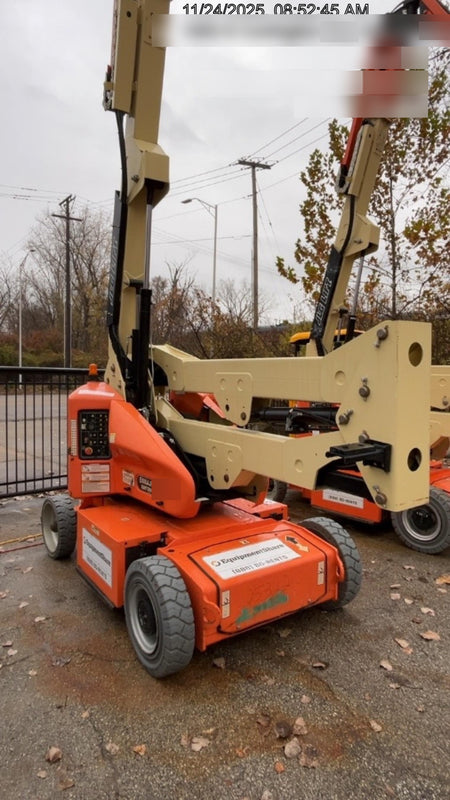 2019 JLG E400AJPN