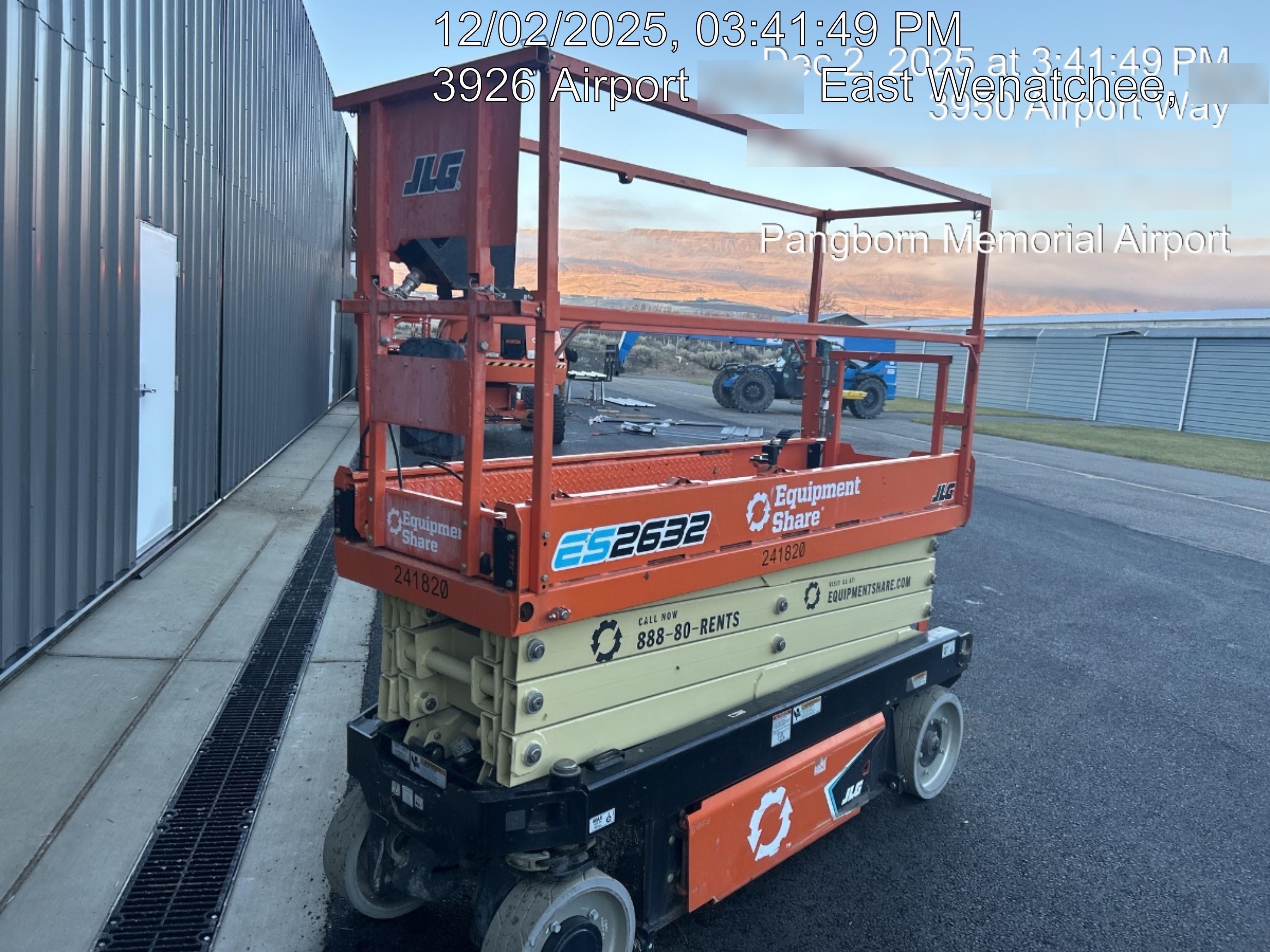 2022 JLG ES2632