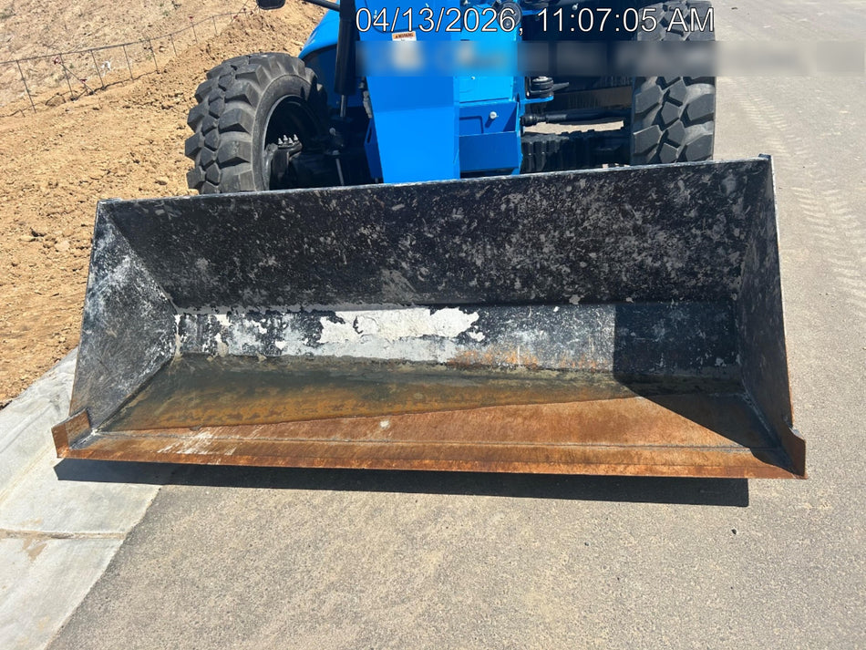 2025 JLG 1001100823
