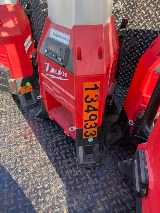 2021 MILWAUKEE 2150-20