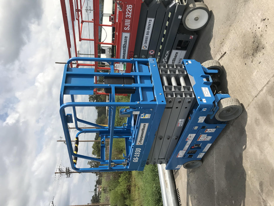 2020 Genie GS-1930 Solid Non Marking Tires, Beacon, Folding rails with half height swing gate