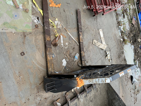 2021 PALADIN 48" Pallet Forks - Paladin