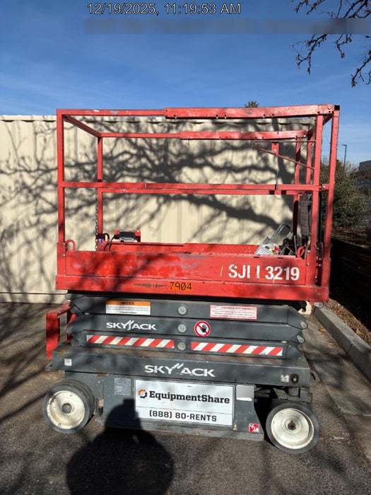 2018 SKYJACK SJIII-3219