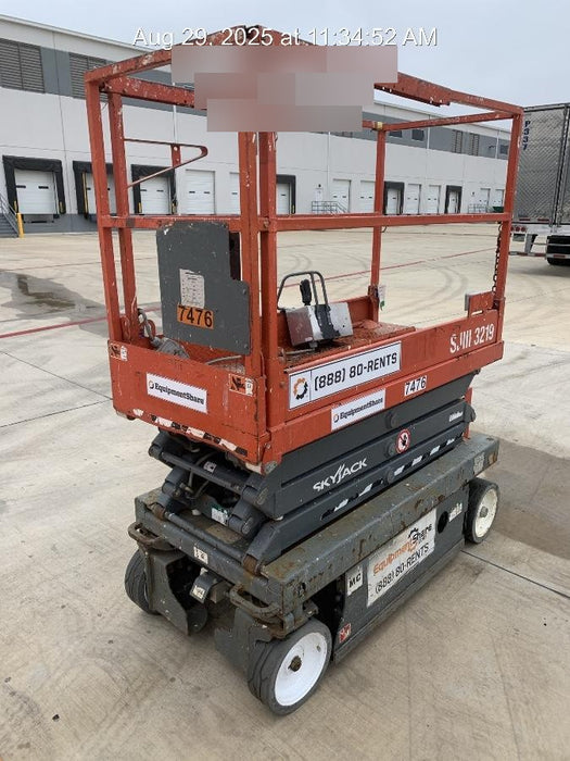 2018 Skyjack SJIII-3226 Skyjack SJIII3226 Scissor Lift w/Trojan Batteries