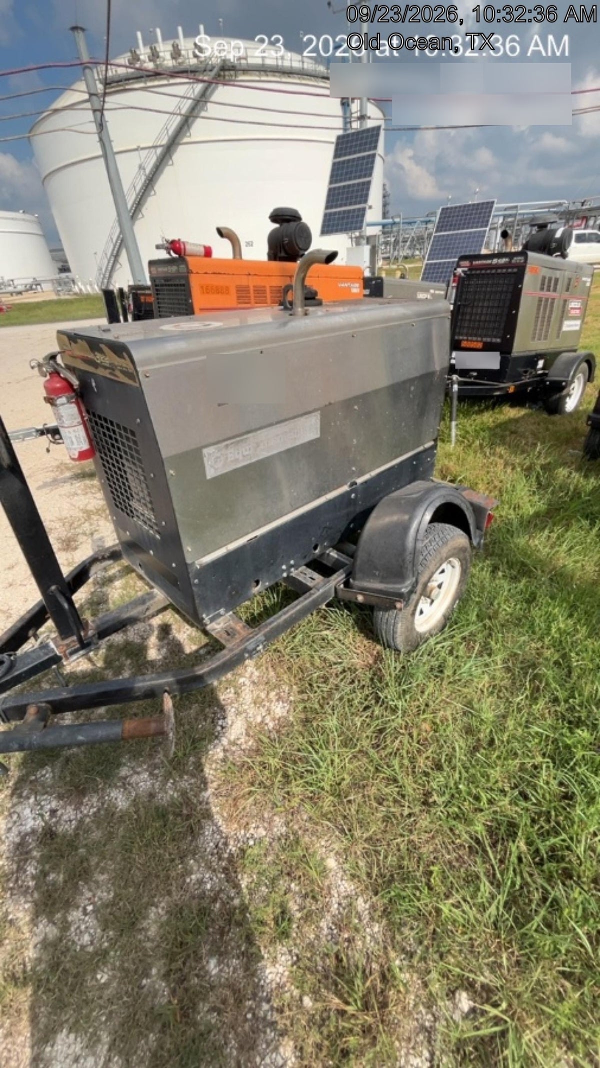 2019 Lincoln Electric Vantage 322 Ready-Pak 3, Two Wheel Trailer, Fender and Light Kit, Cable Rack