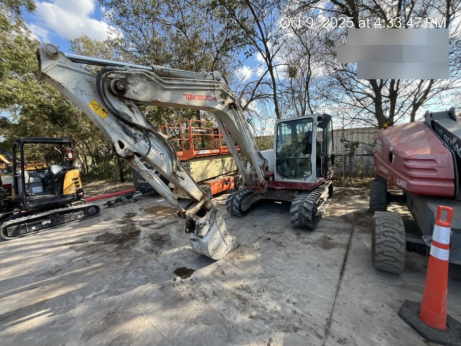 2019 Takeuchi TB290 Cab/Heat/AC Rubber tracks, Dozer blade, Travel alarm, Auxiliary hydraulics Manual QC, Hydraulic thumb, 18", 24", and 36" Buckets