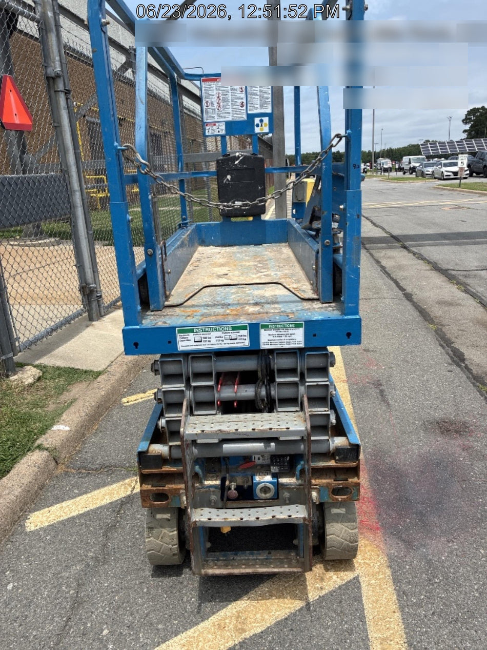 2019 Genie GS-1930 Fixed rails with chain Entry