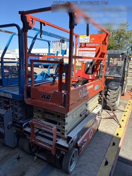 2023 JLG ES1932