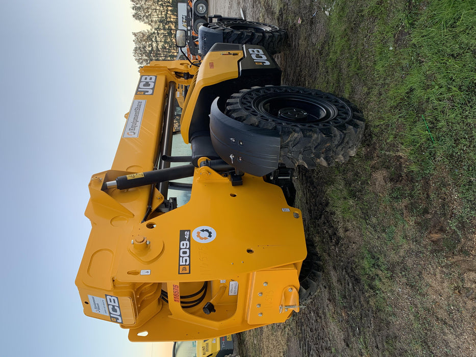 2020 JCB 509-42 Canopy, Solid Tires, Work Lights, Beacon, Aux Hydraulics, Back up Alarm, Lifting Eye, ES Decals