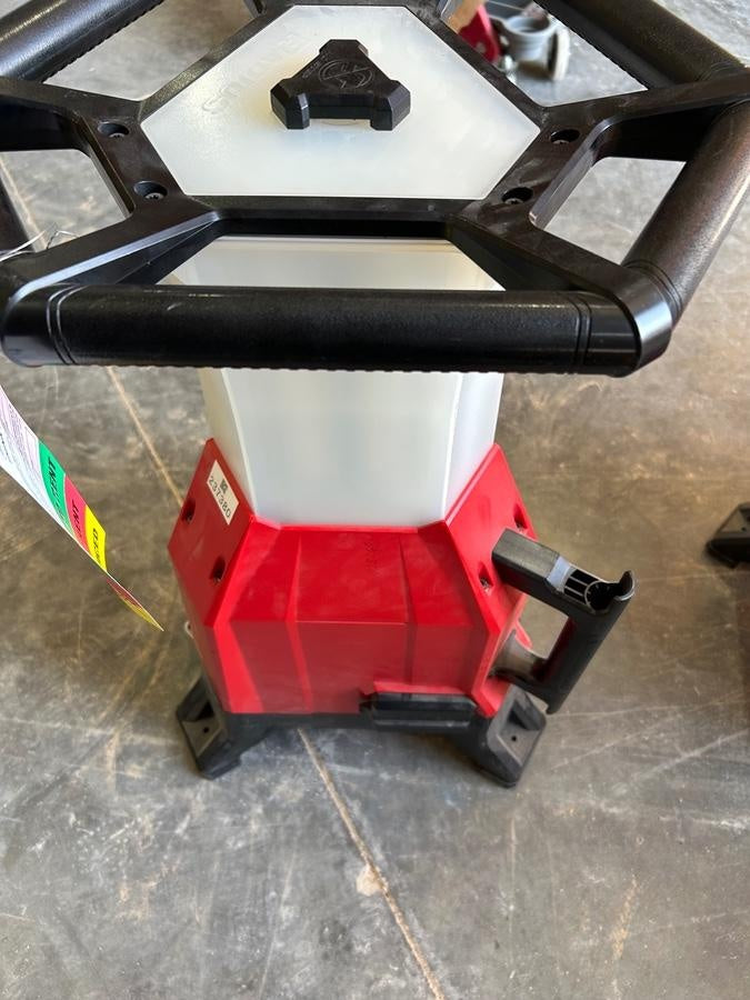 2021 MILWAUKEE 2150-20