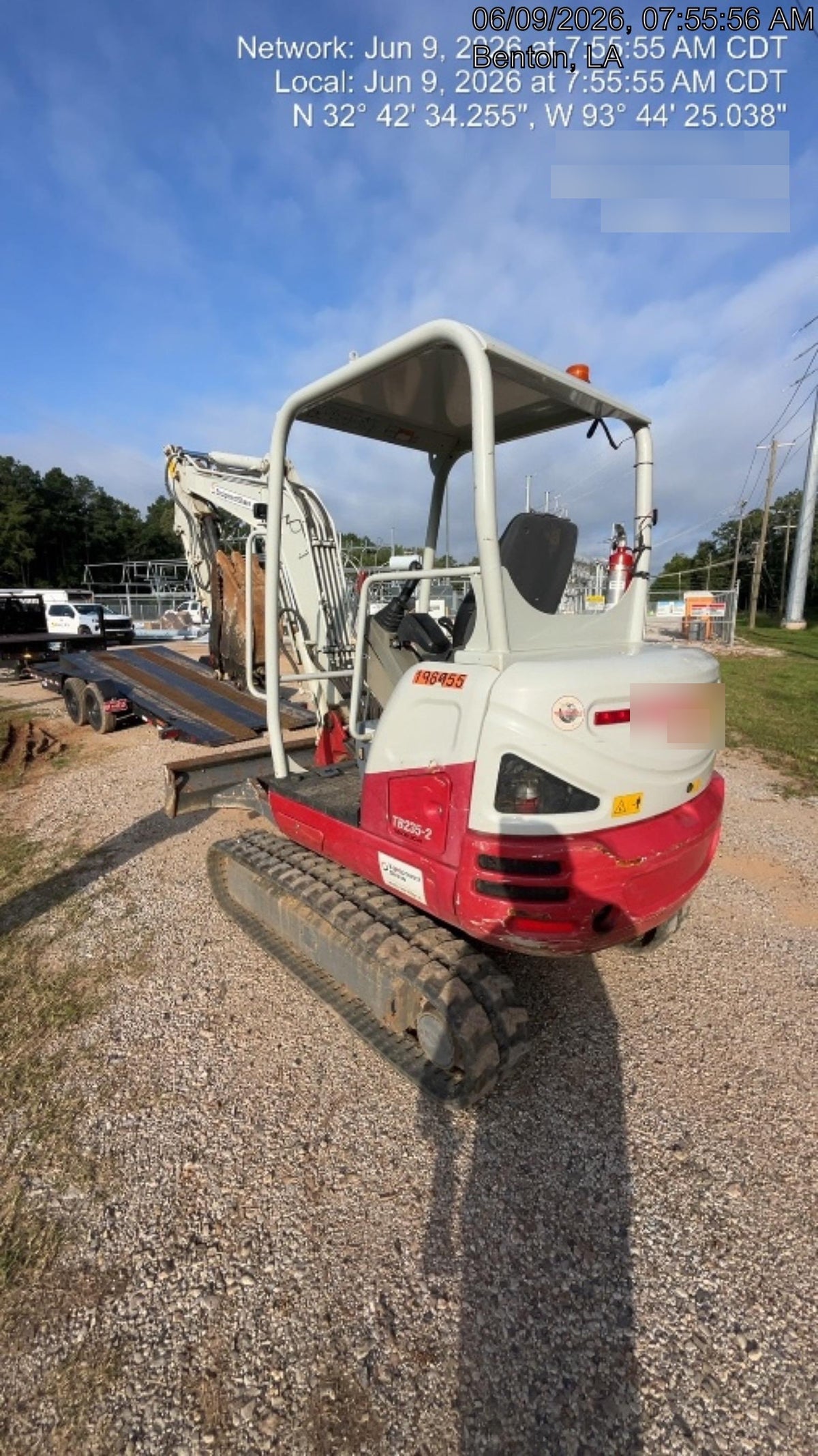 2022 TAKEUCHI TB235-2R