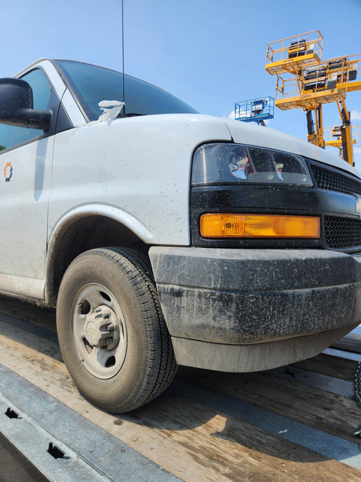 2023 CHEVROLET Express Van - Rental