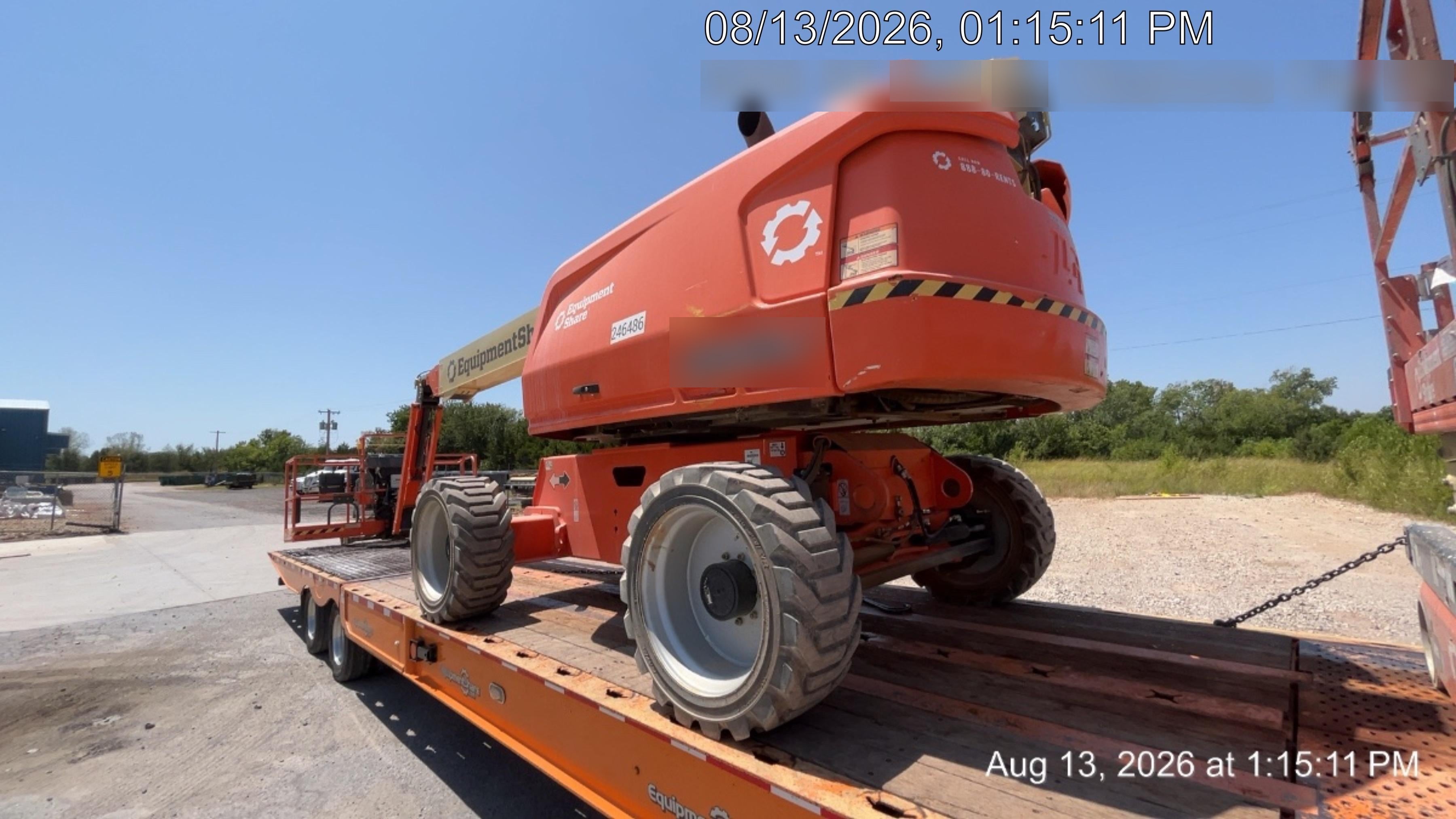 2022 JLG 660SJ