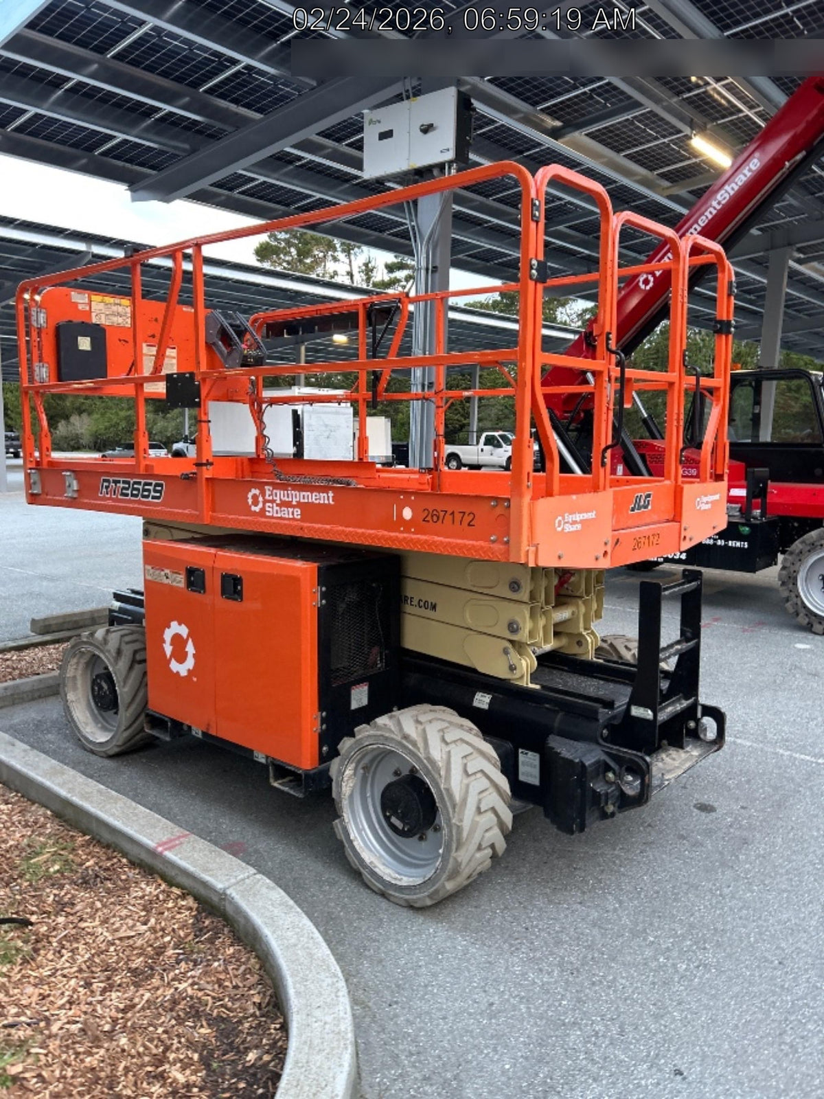 2022 JLG RT2669